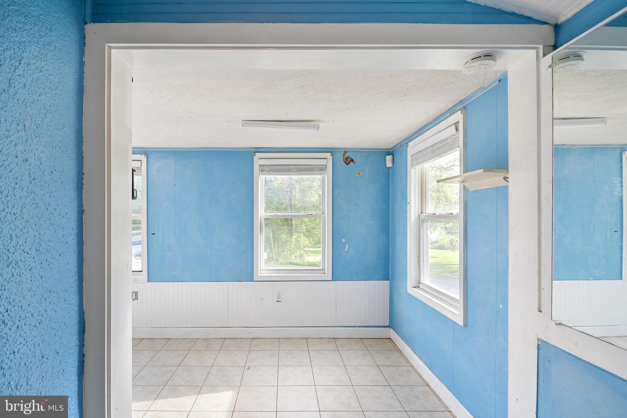 VILLA ESTATES - Residential