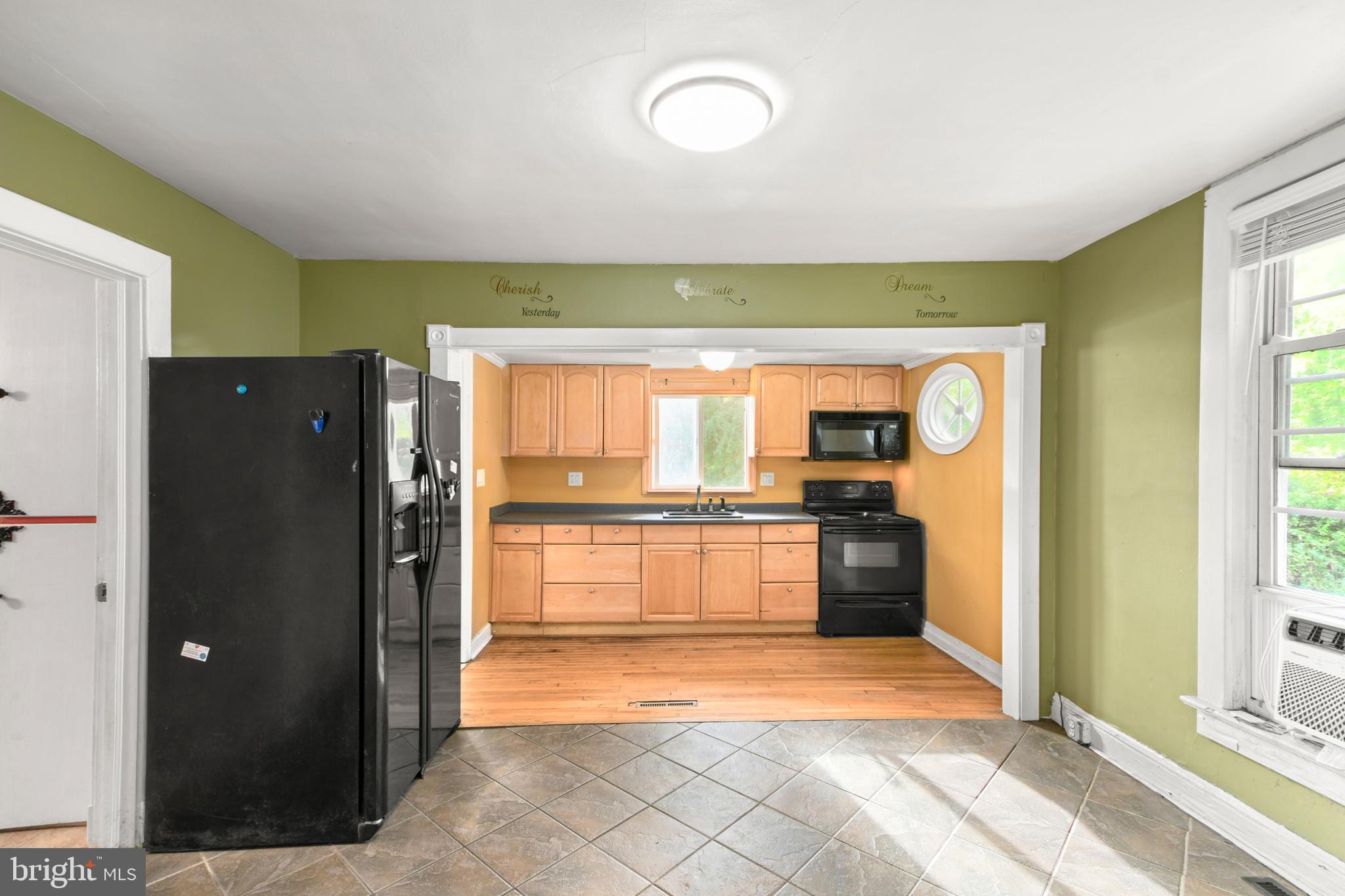 VILLA ESTATES - Residential