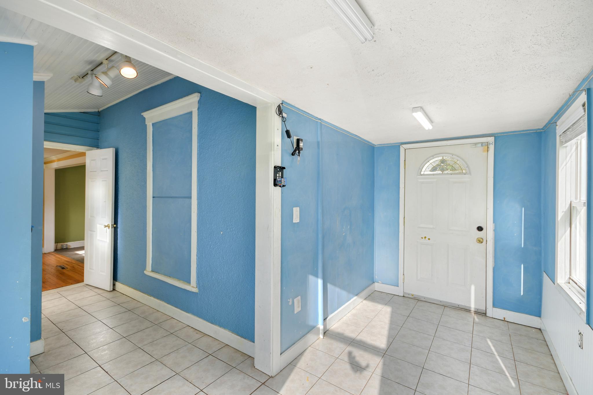 VILLA ESTATES - Residential