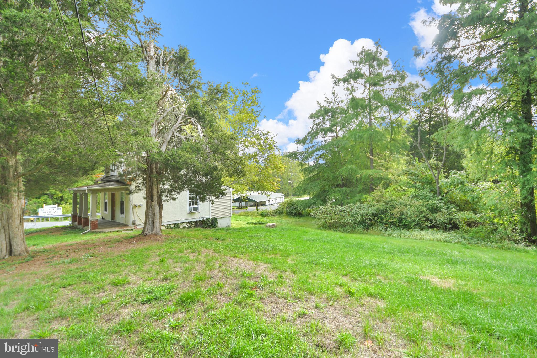 VILLA ESTATES - Residential