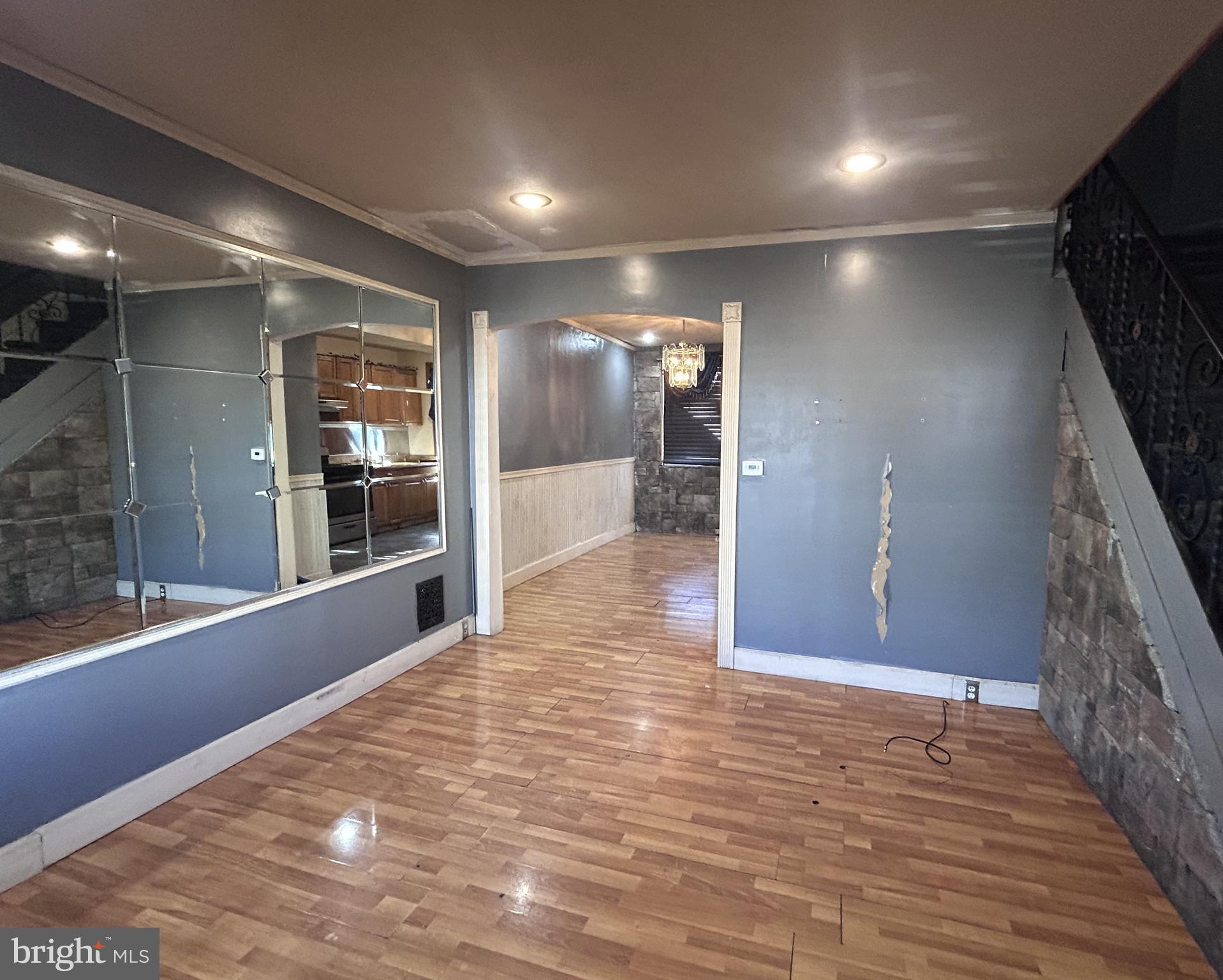 PHILADELPHIA (SOUTHWEST) - Residential