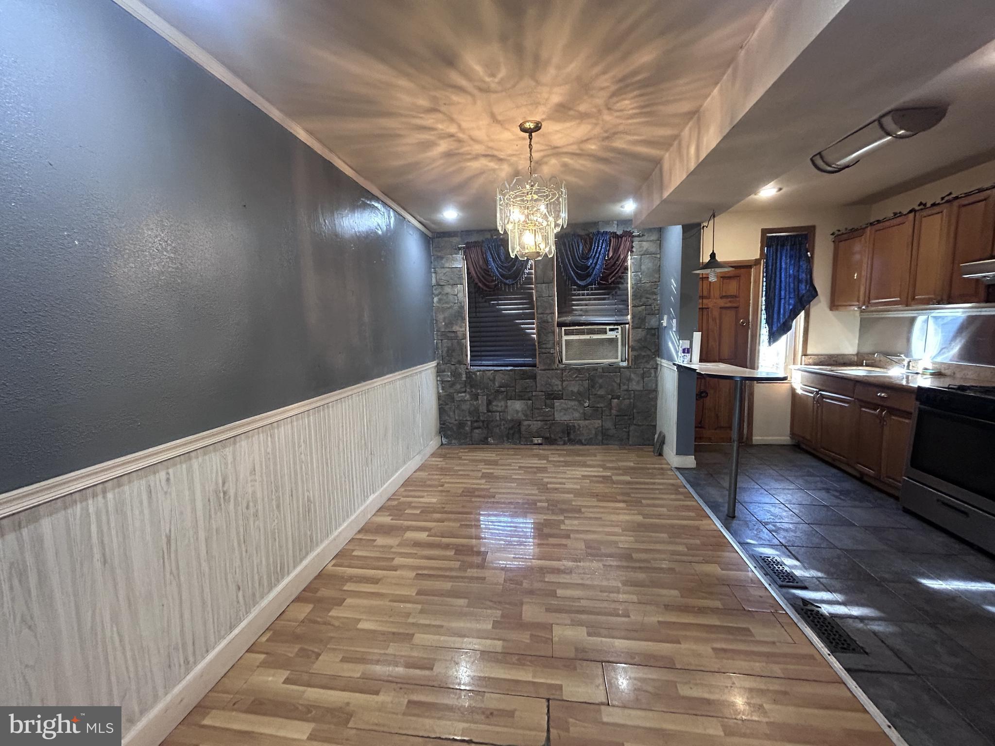 PHILADELPHIA (SOUTHWEST) - Residential