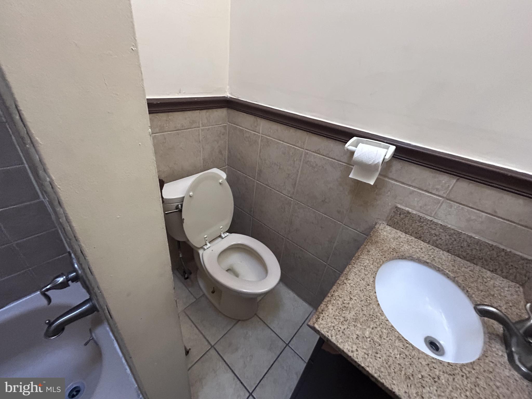 PHILADELPHIA (SOUTHWEST) - Residential