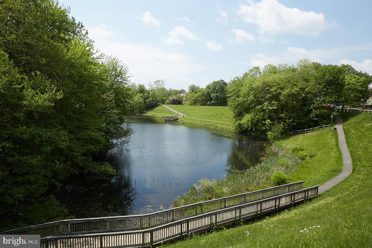 LAKELANDS - Residential