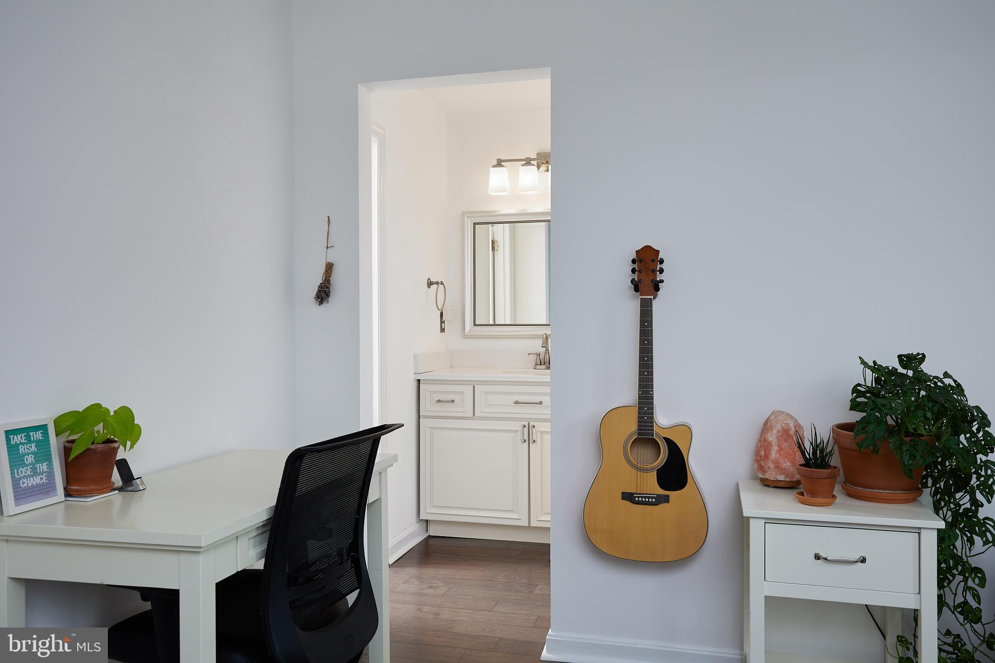 LAKELANDS - Residential