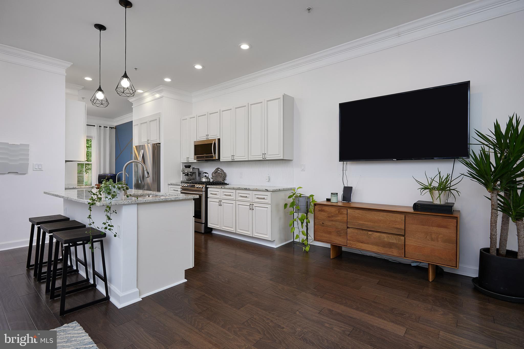 LAKELANDS - Residential