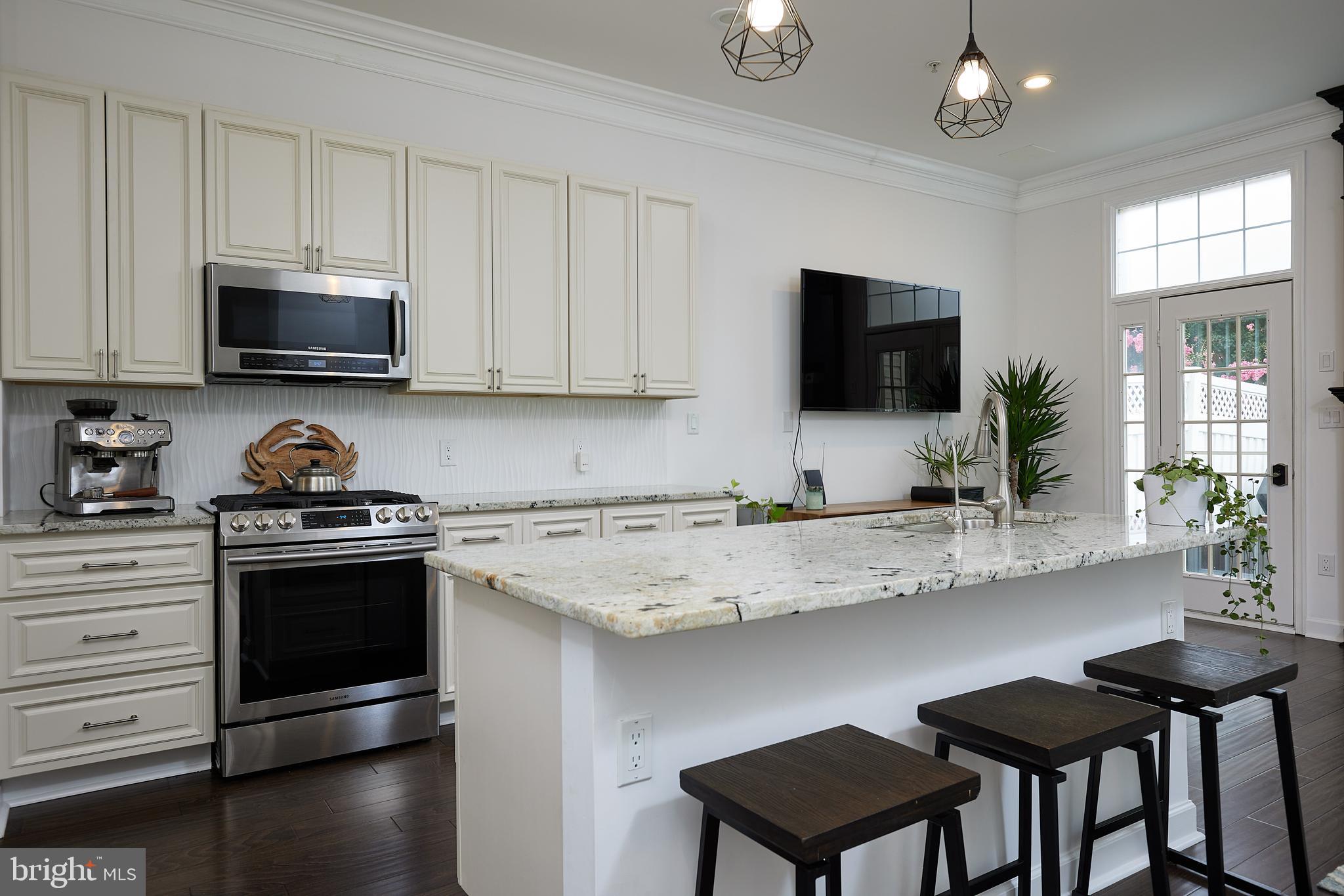 LAKELANDS - Residential