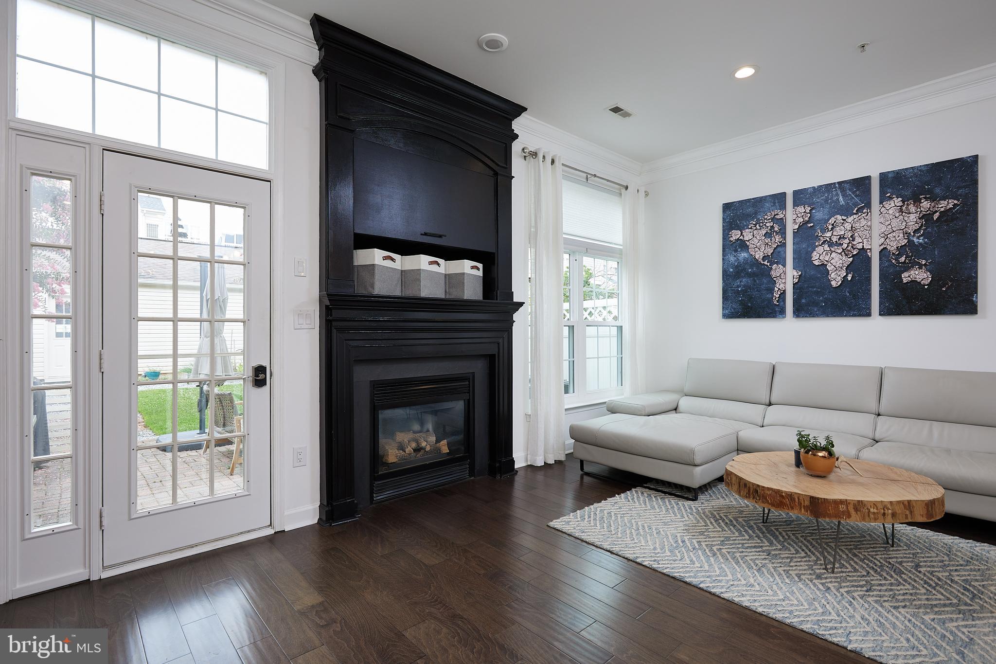 LAKELANDS - Residential