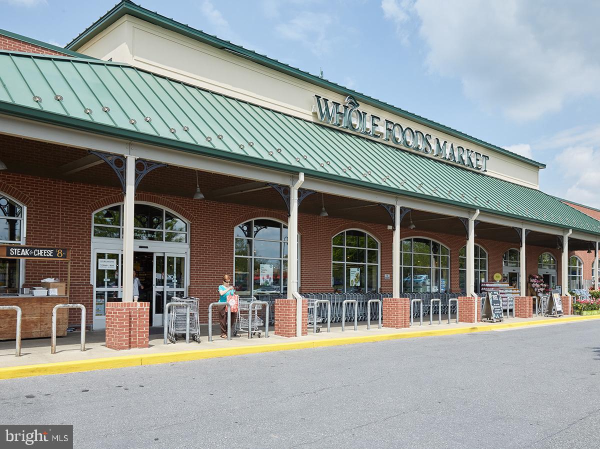 LAKELANDS - Residential