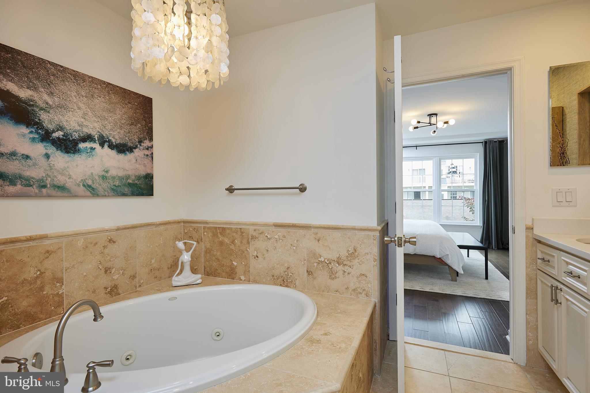 LAKELANDS - Residential