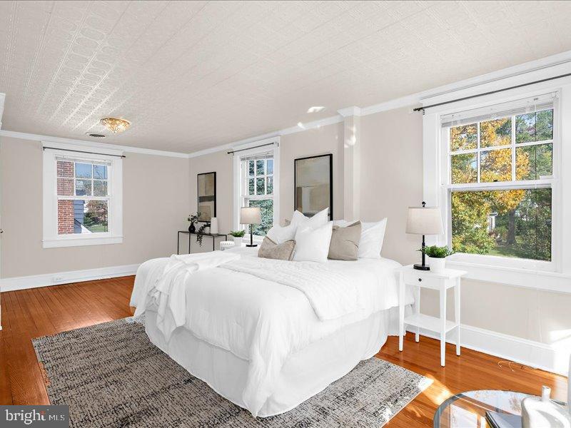 LAKE EVESHAM - Residential
