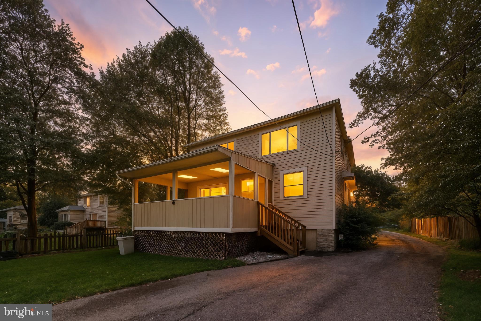 LAKE EVESHAM - Residential