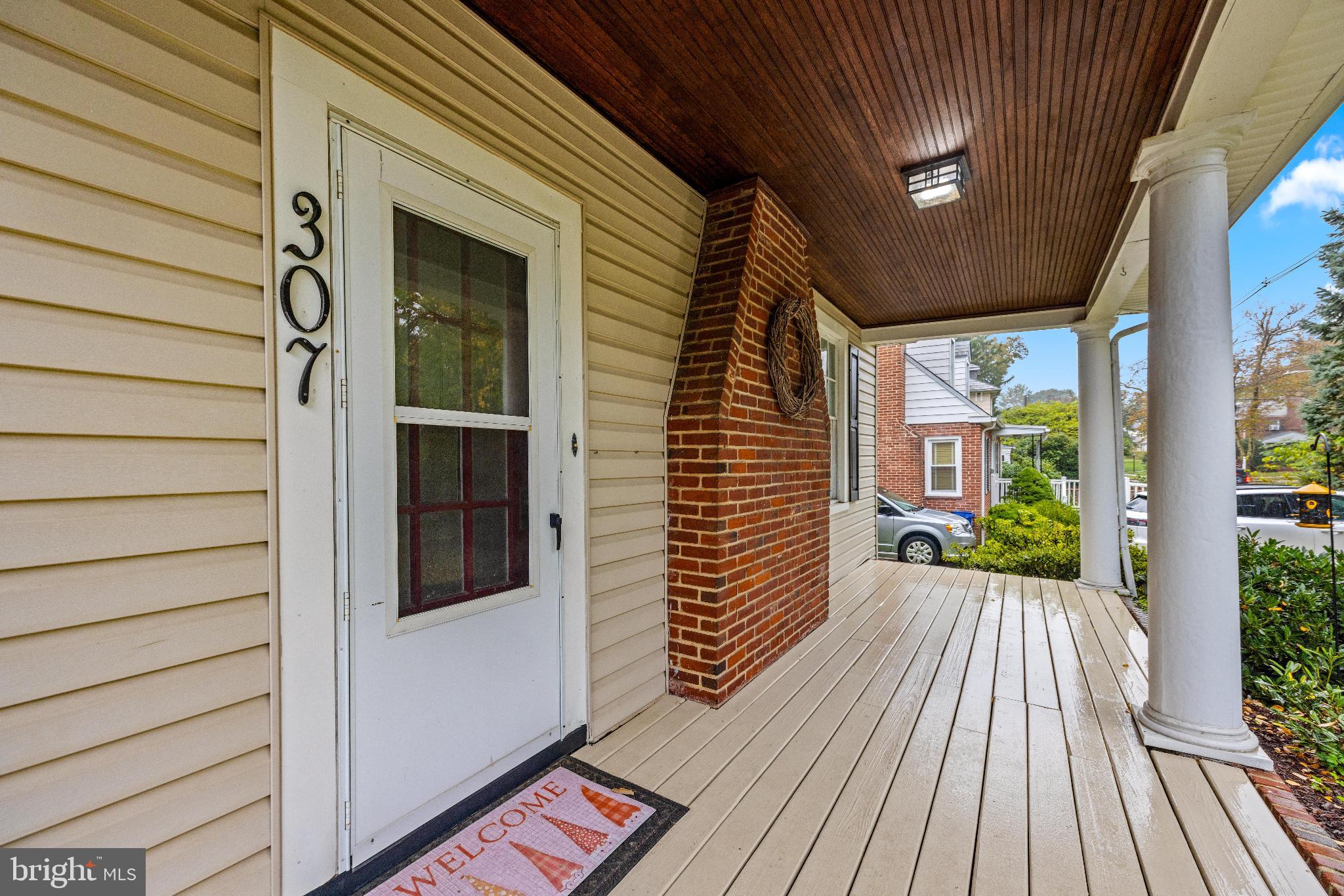 LAKE EVESHAM - Residential