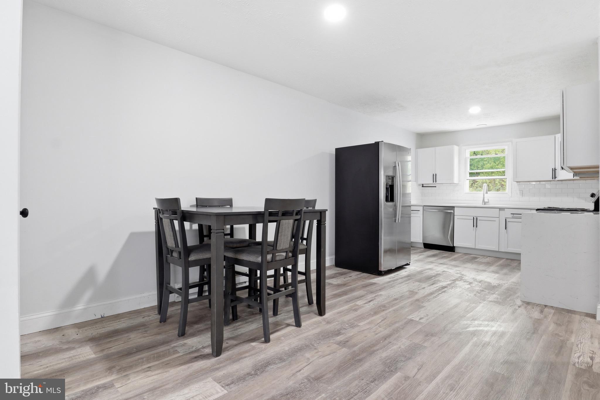 VALLEY GREEN VILLAGE - Residential