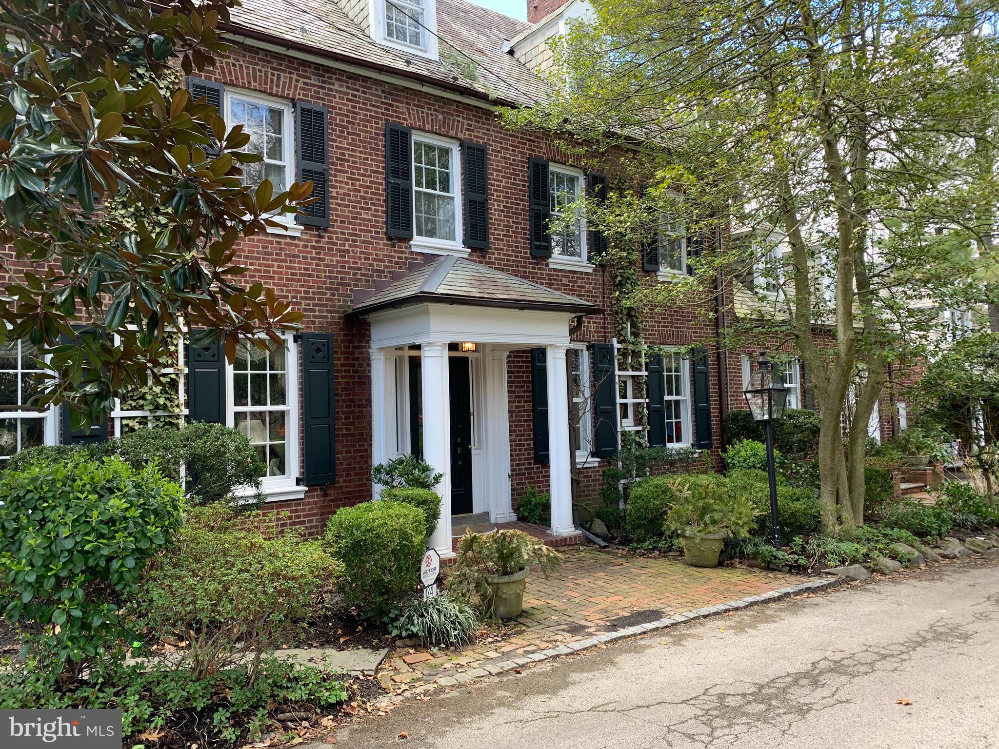 ARDMORE - Residential