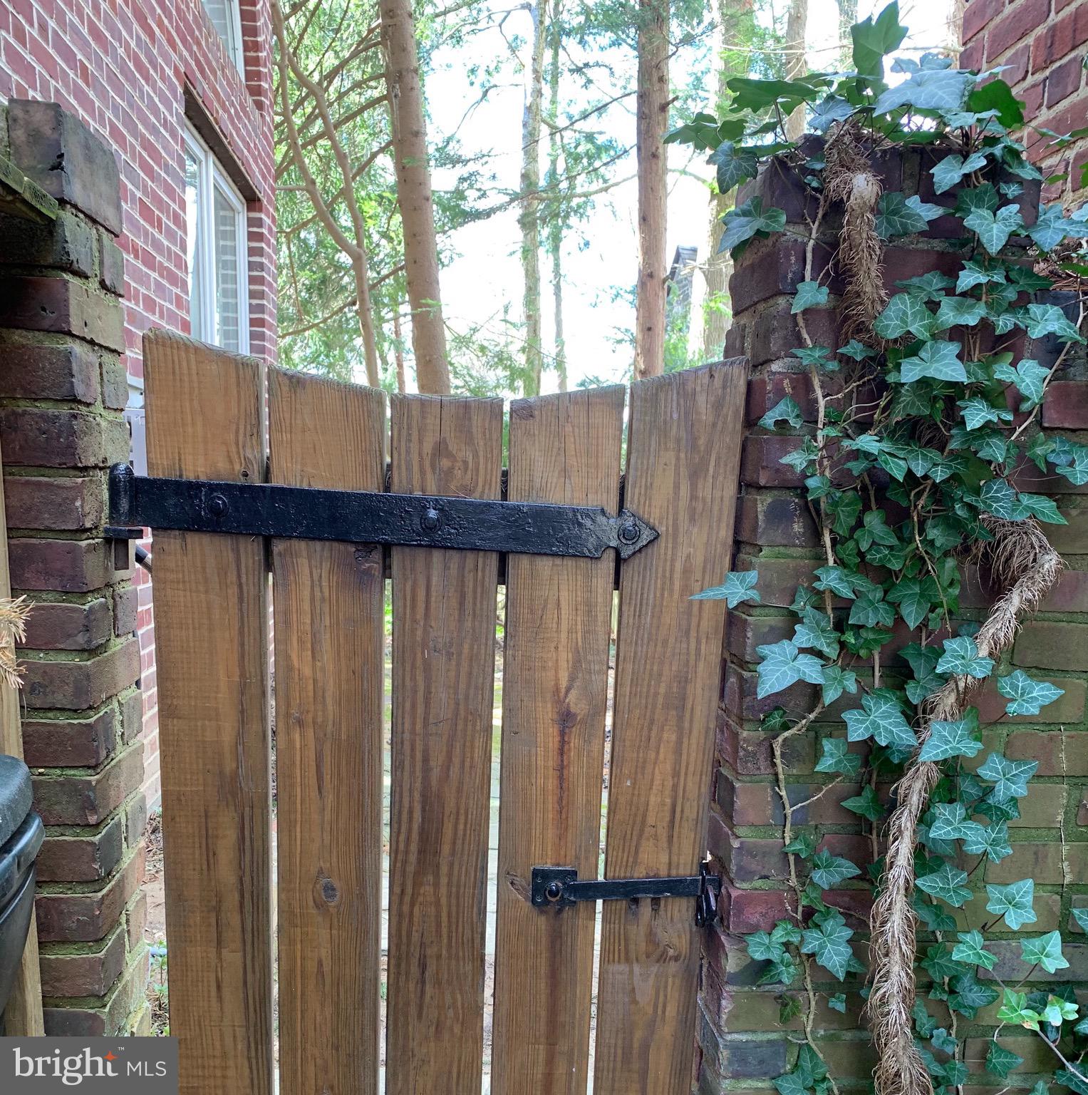 ARDMORE - Residential