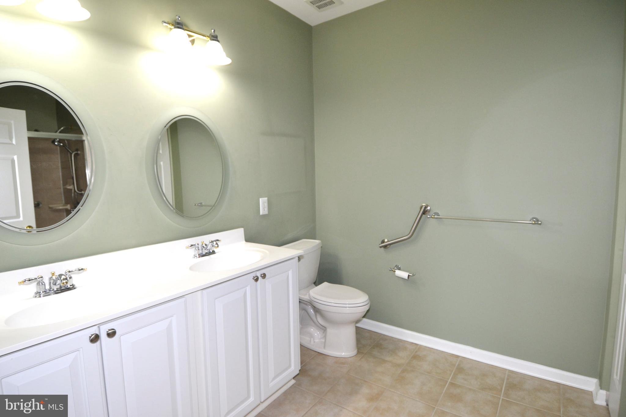 EDEN BROOK - Residential Lease