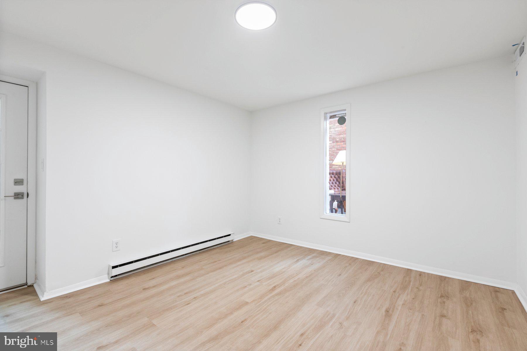 OLD TOWN ALEXANDRIA - Residential Lease