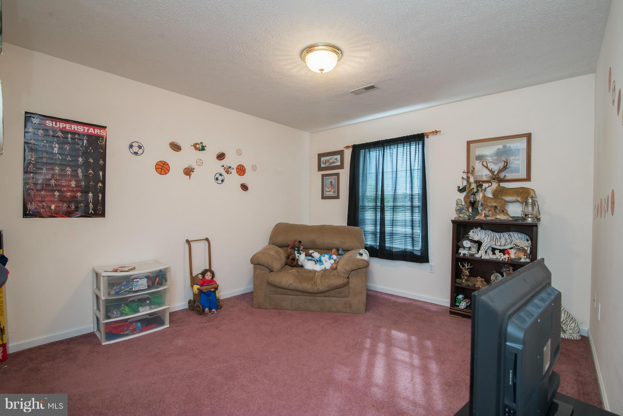 PIKESIDE MEADOWS - Residential