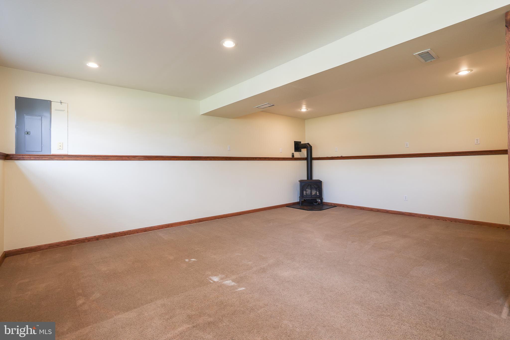 SYCAMORE VILLAGE - Residential