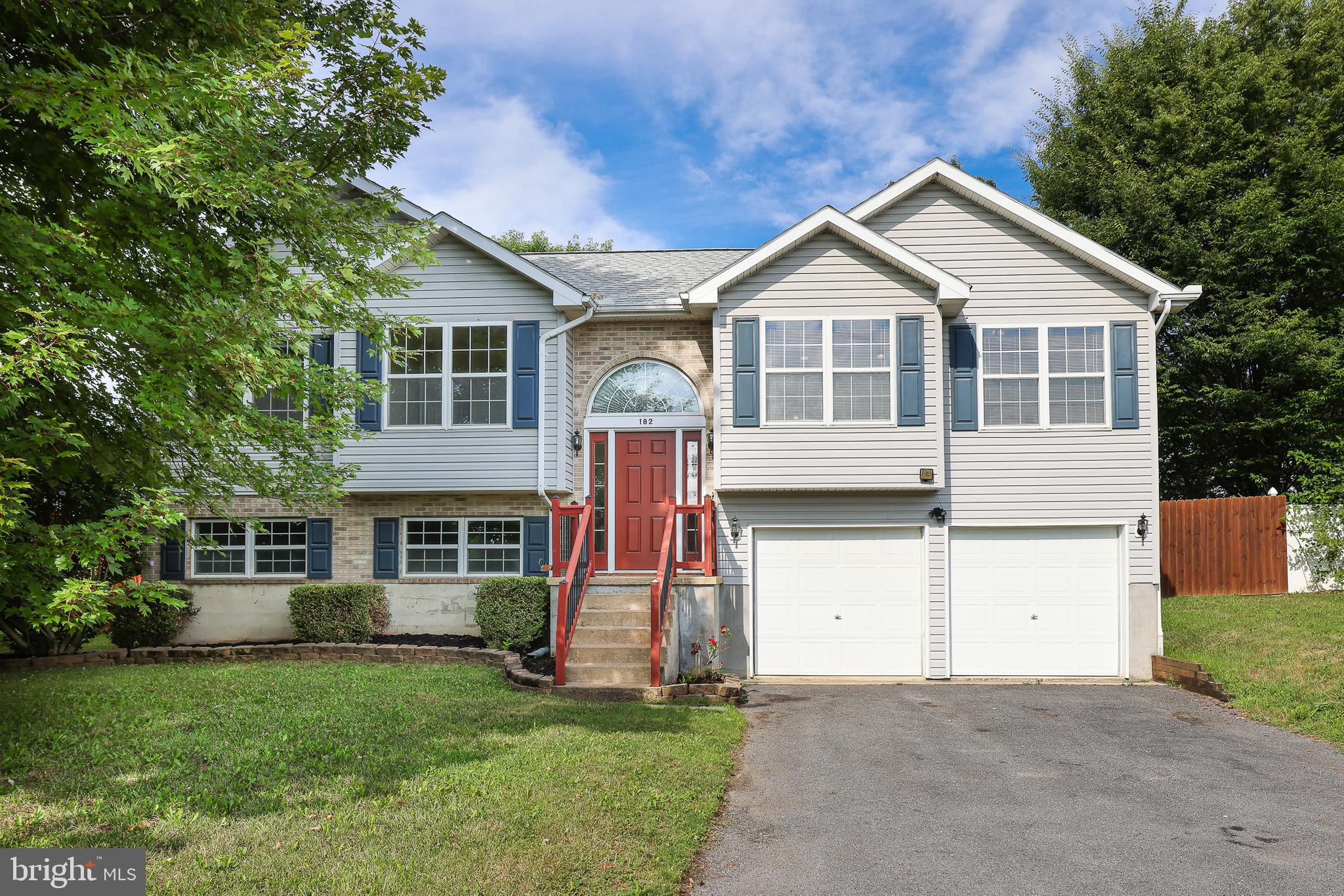 SYCAMORE VILLAGE - Residential