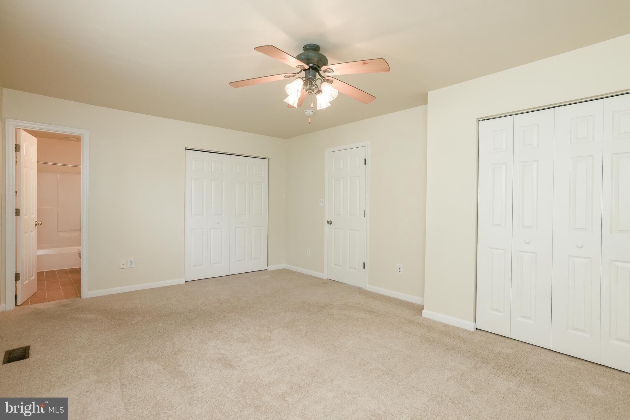 SYCAMORE VILLAGE - Residential