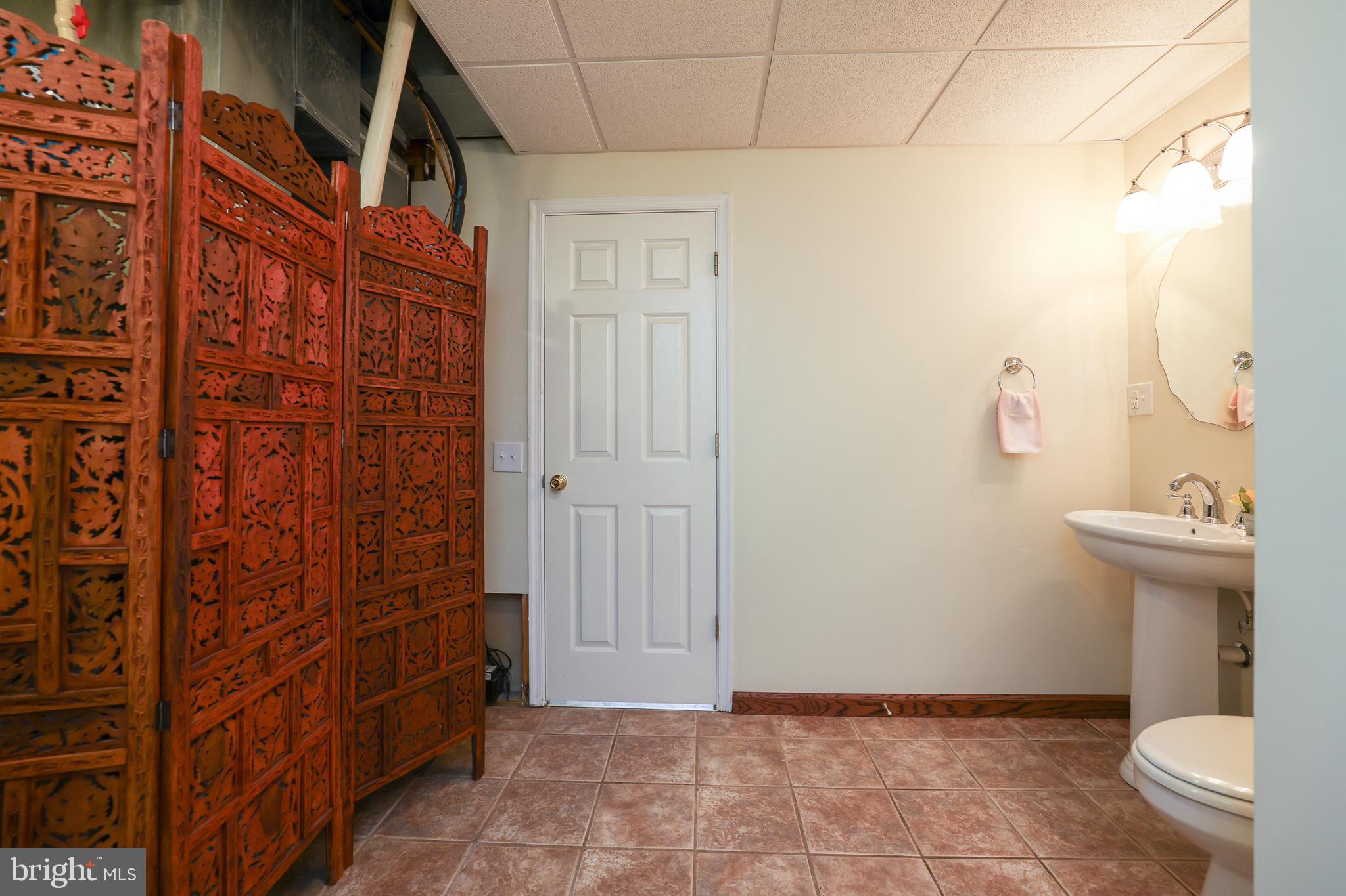 SYCAMORE VILLAGE - Residential