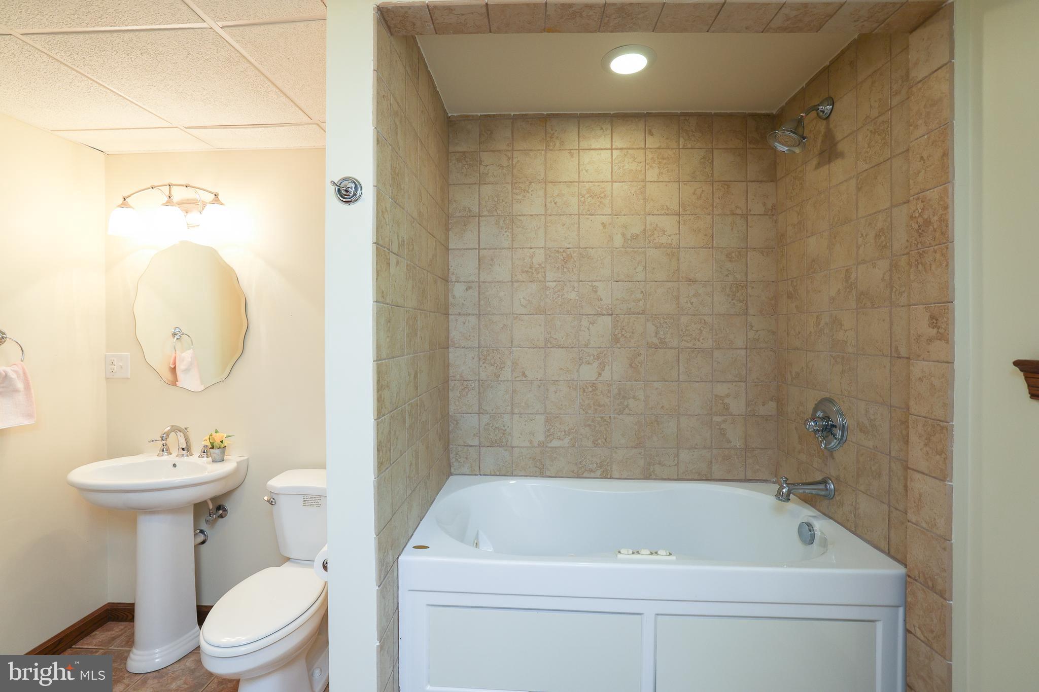 SYCAMORE VILLAGE - Residential