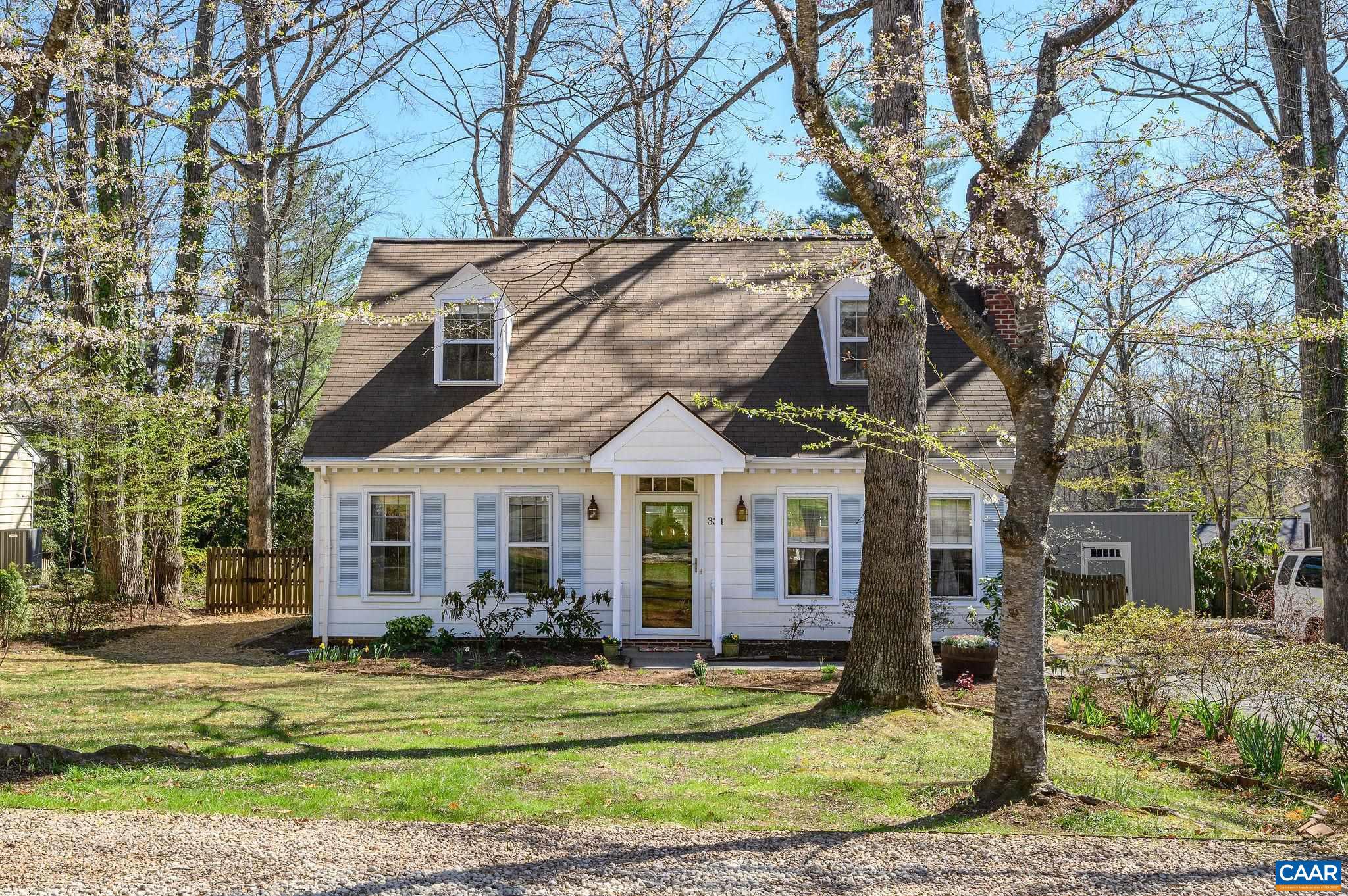 BENNINGTON WOODS - Residential