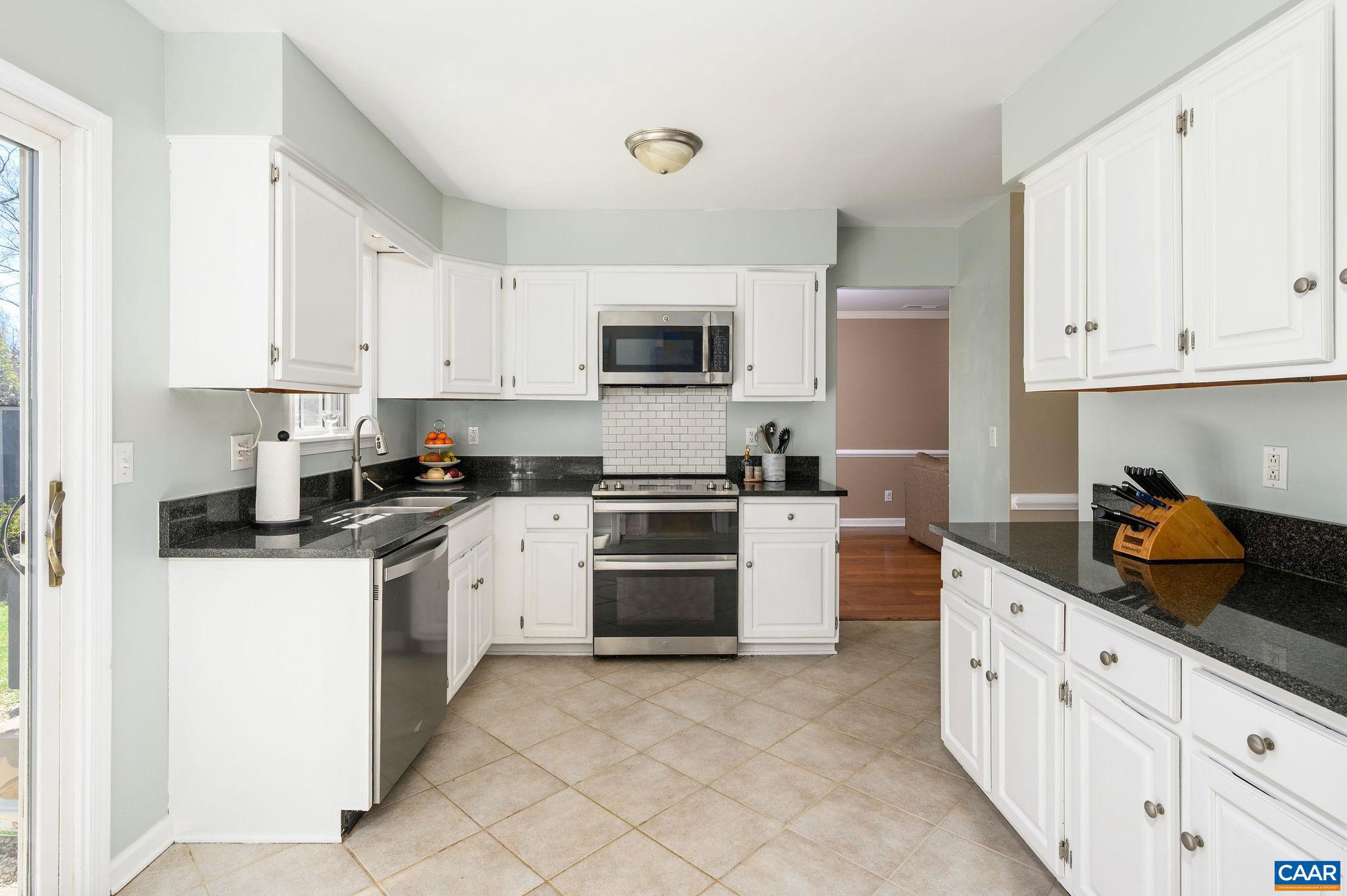 BENNINGTON WOODS - Residential