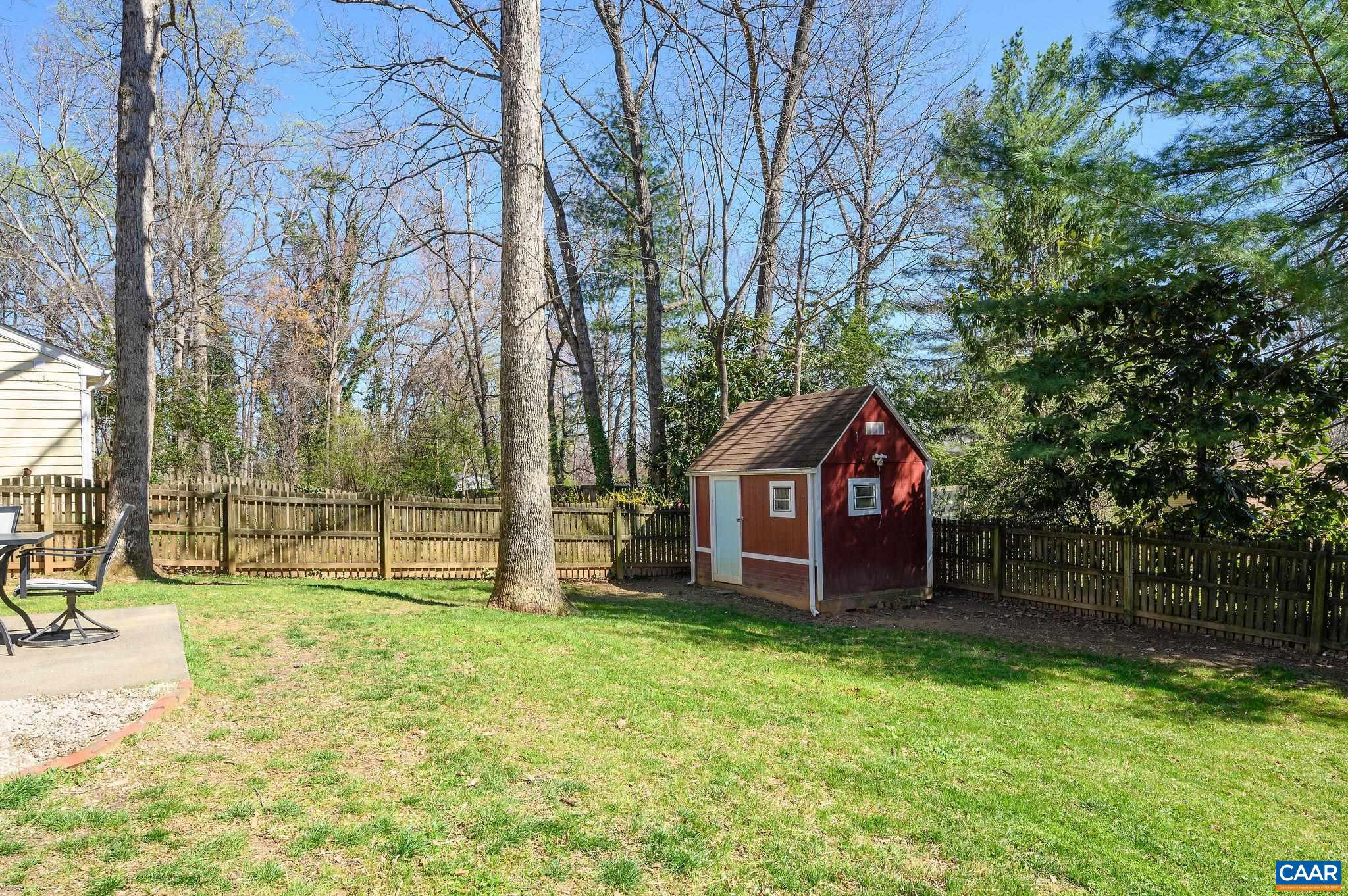 BENNINGTON WOODS - Residential