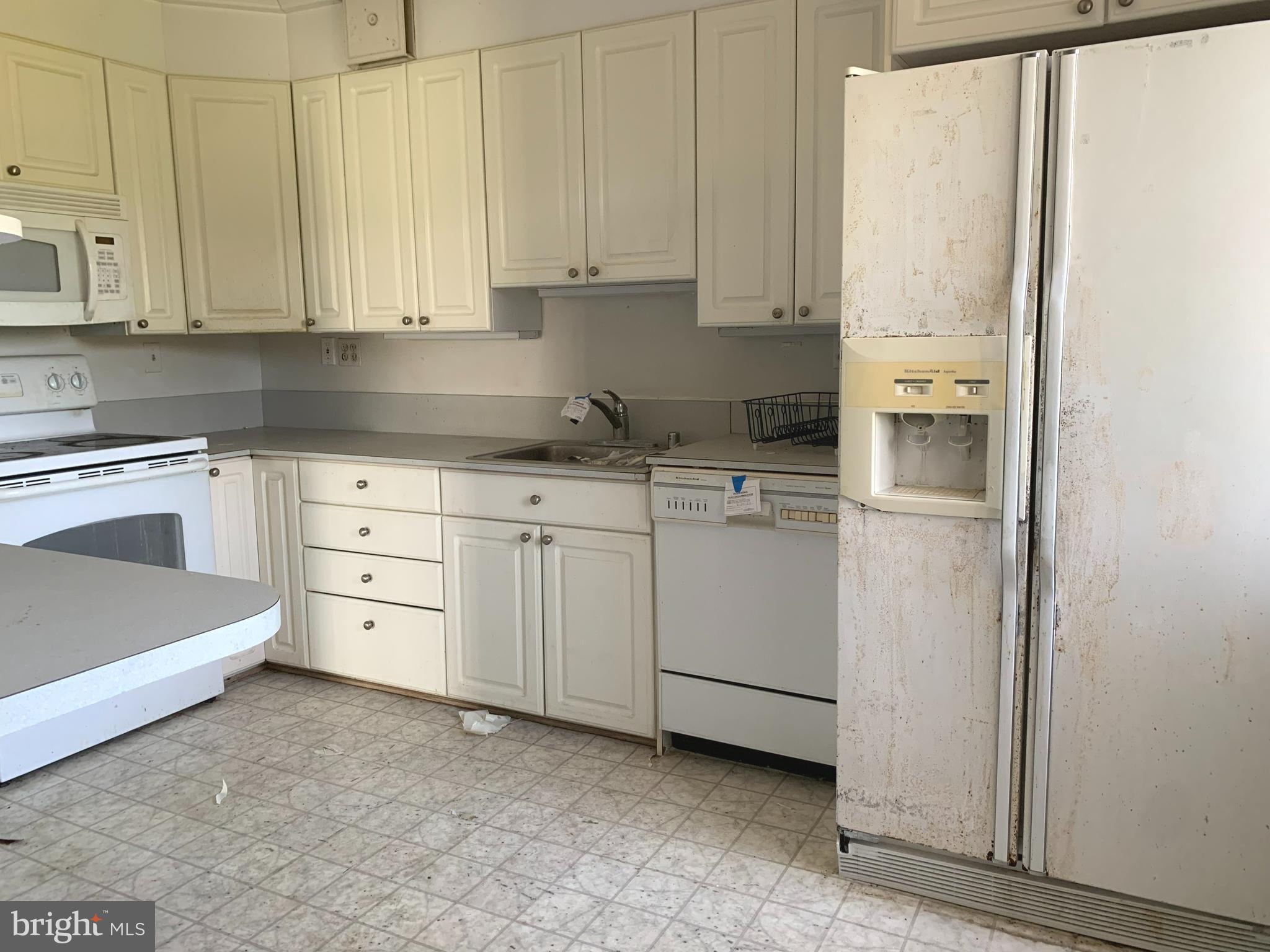 GREENS AT LEISURE WORLD - Residential