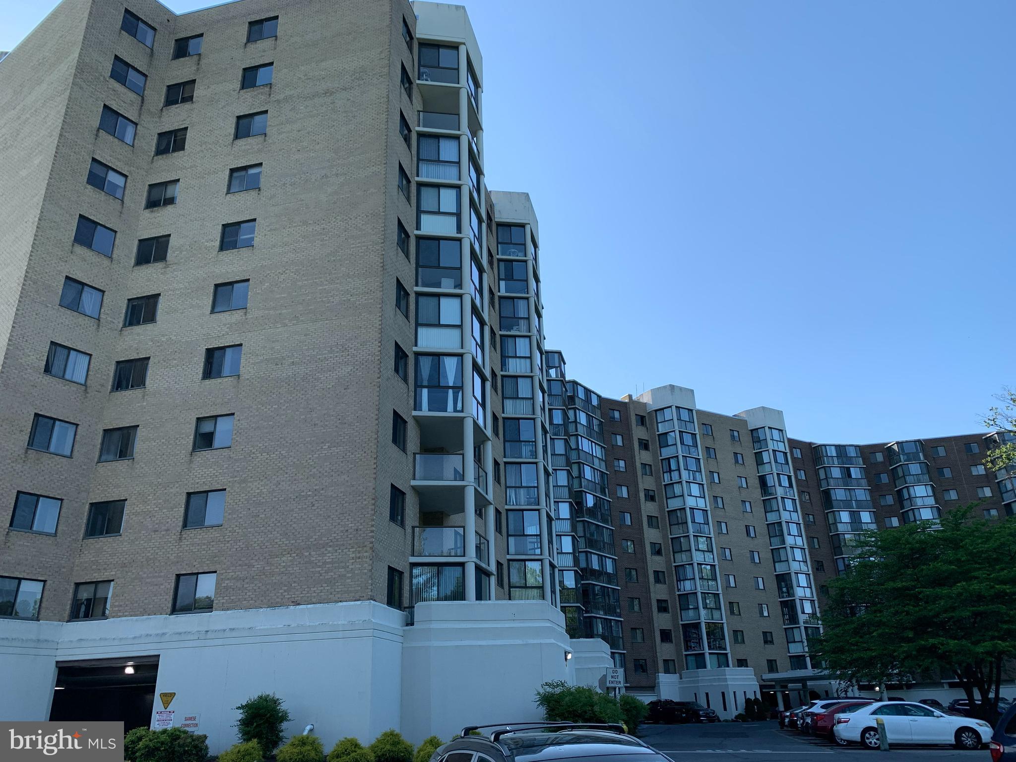 GREENS AT LEISURE WORLD - Residential