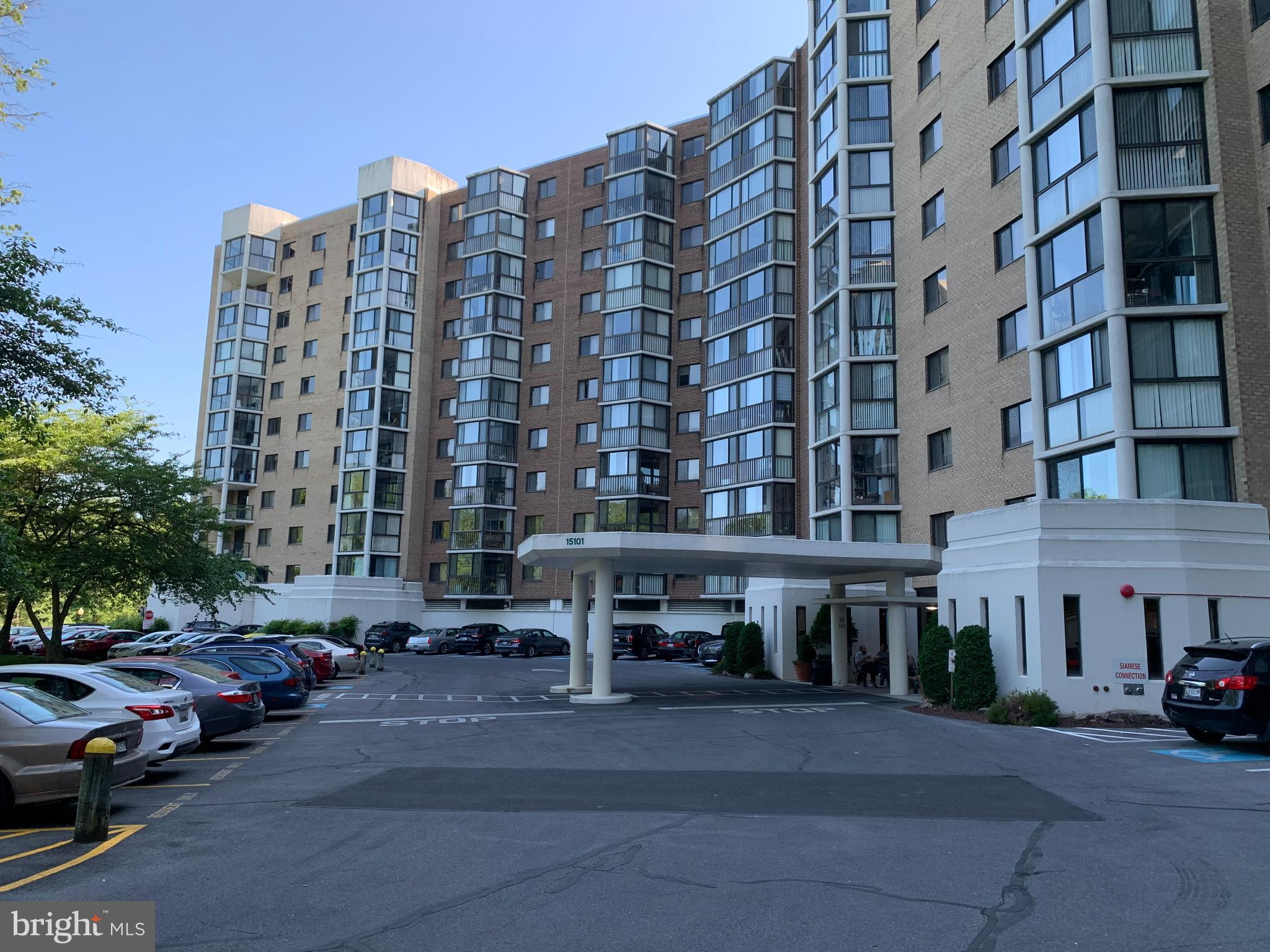 GREENS AT LEISURE WORLD - Residential