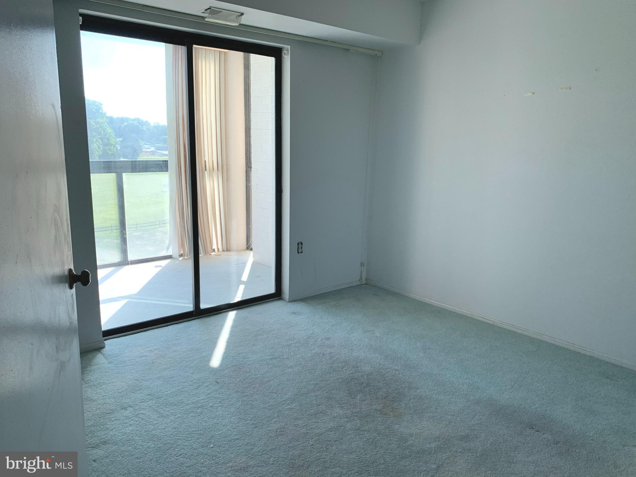 GREENS AT LEISURE WORLD - Residential