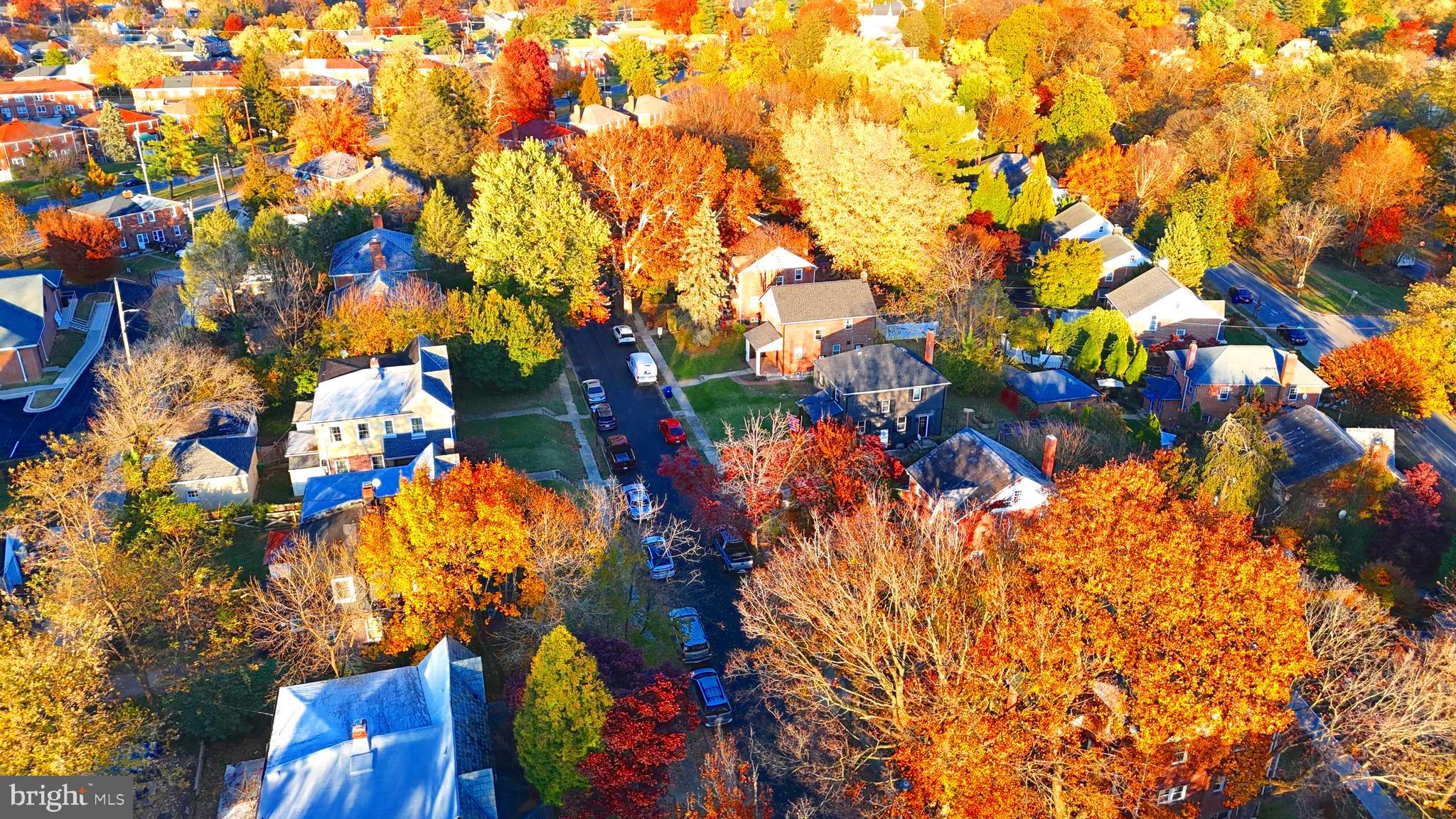 TEN HILLS - Residential