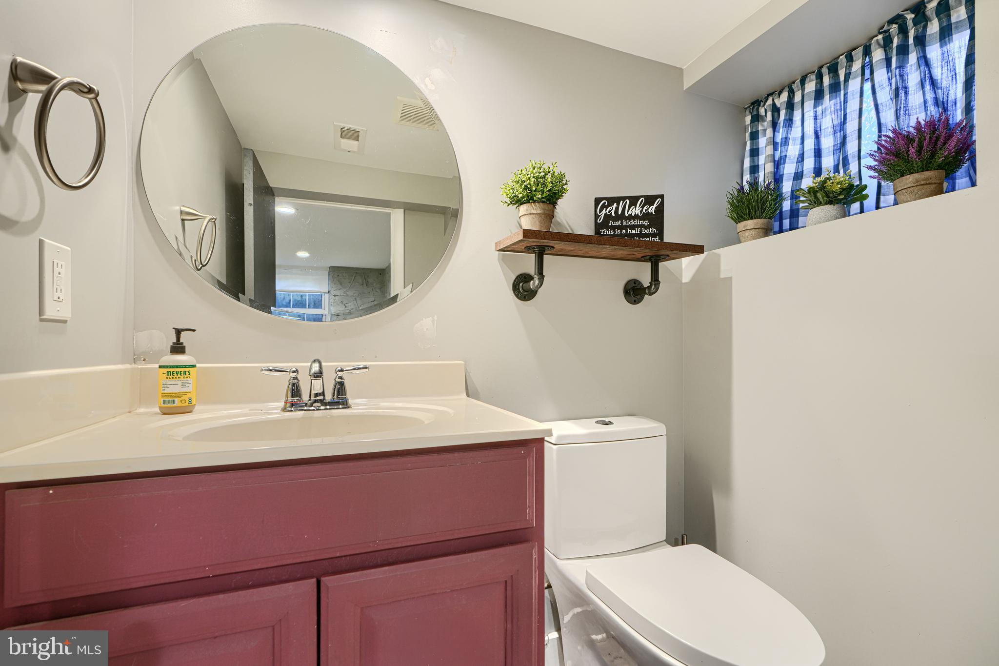 TEN HILLS - Residential