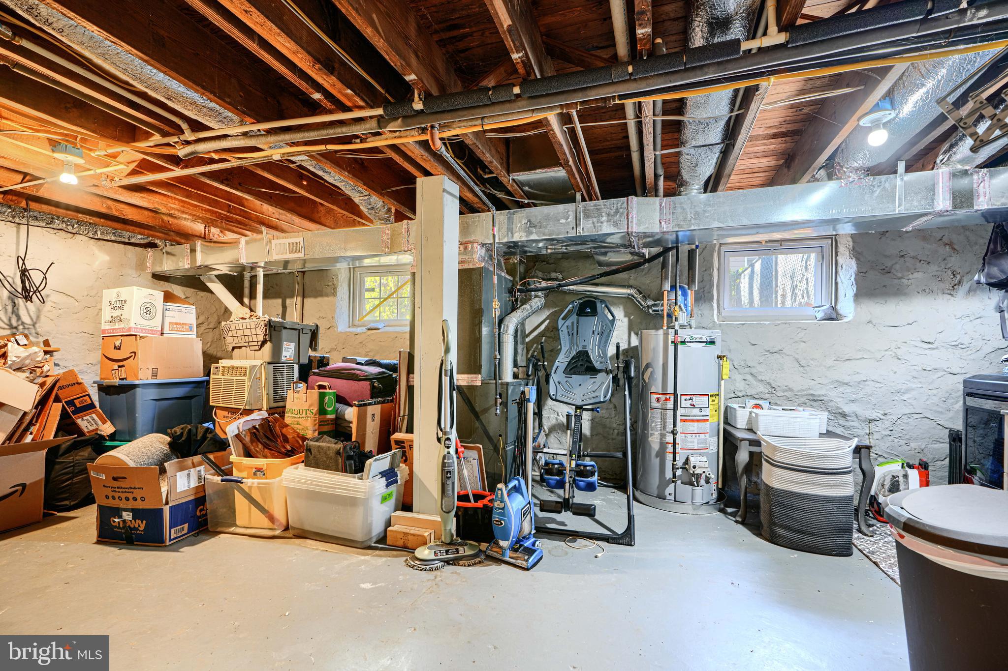 TEN HILLS - Residential