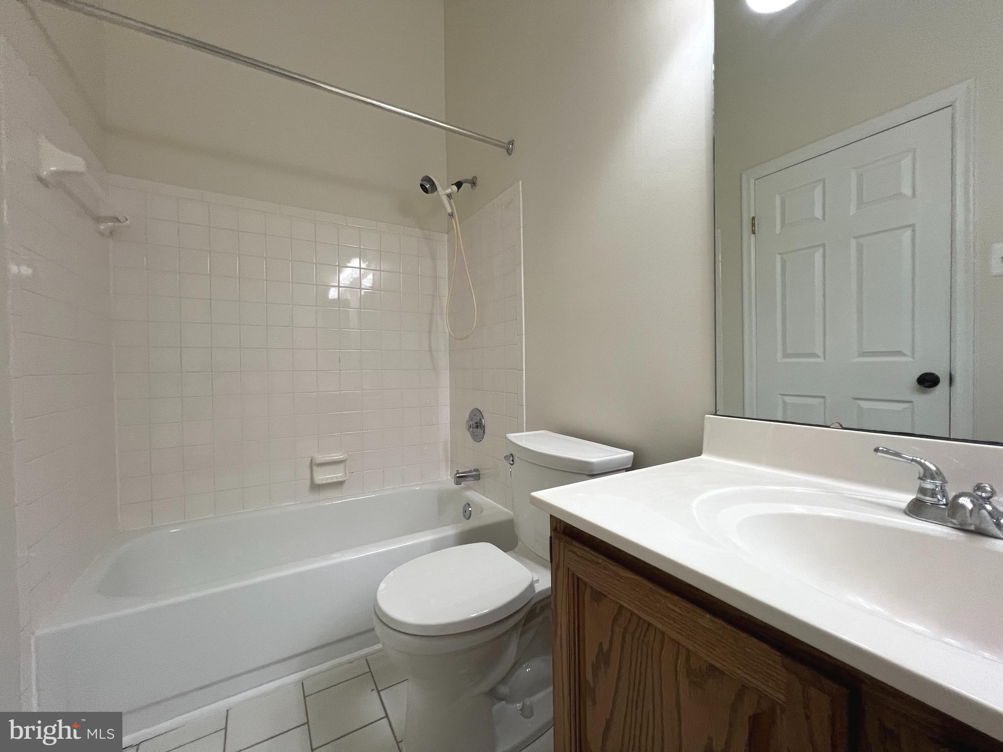 CHAPELGATE - Residential Lease