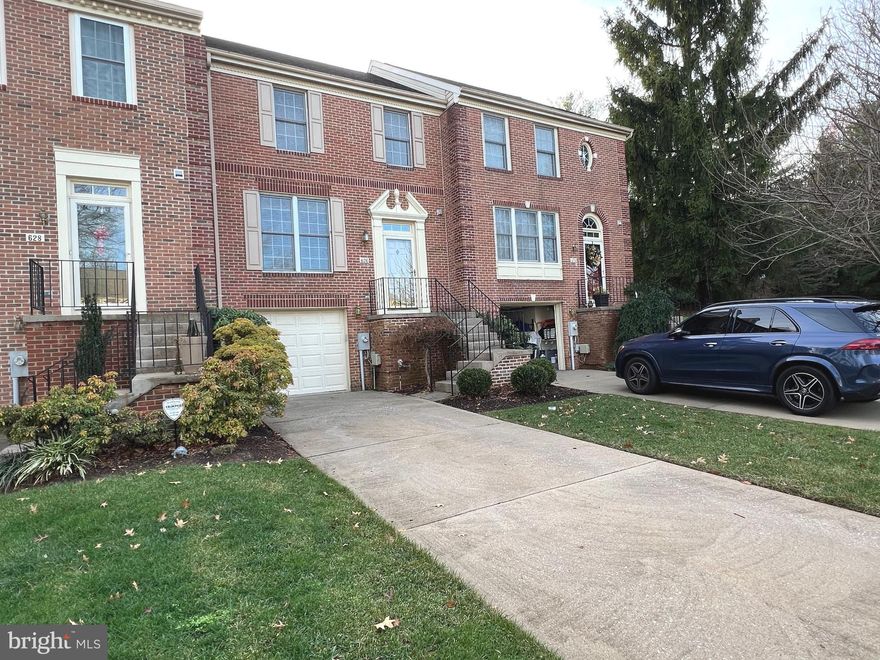 Beautiful Chapelgate 1 car garage townhouse!  Beautiful wood floors, open concept floor plan with tons of natural light.   Large living/dining area with wood floors and door to large deck.  Updated kitchen with granite counters,  kitchen table space, stainless steel appliances and lots of cabinets.  The upper level features the primary suite with vaulted ceilings, walk in closet and ensuite bathroom.  The 2nd and 3rd bedrooms are spacious with vaulted ceilings and they both have access to the hallway full bathroom.  There is a lower level family room, storage and garage access.  The rear yard/deck overlooks trees for a tranquil setting. Conveniently located to 695,  I83, downtown Baltimore, schools, shopping and restaurants.