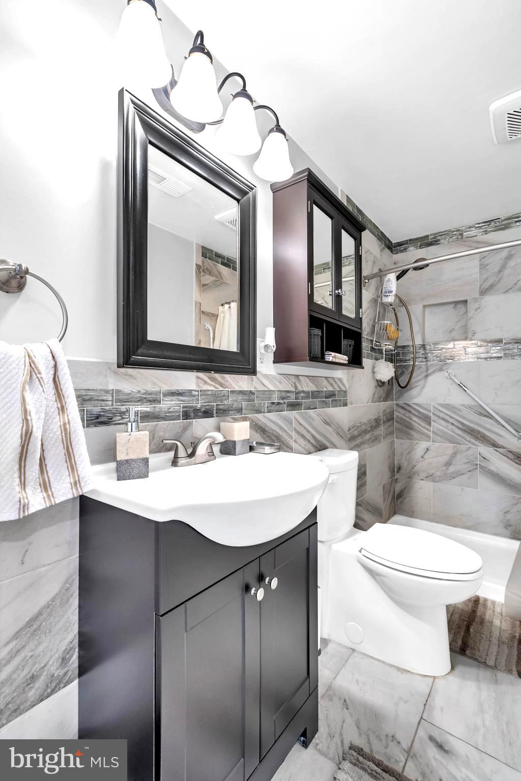 SOMERSET - Residential Lease