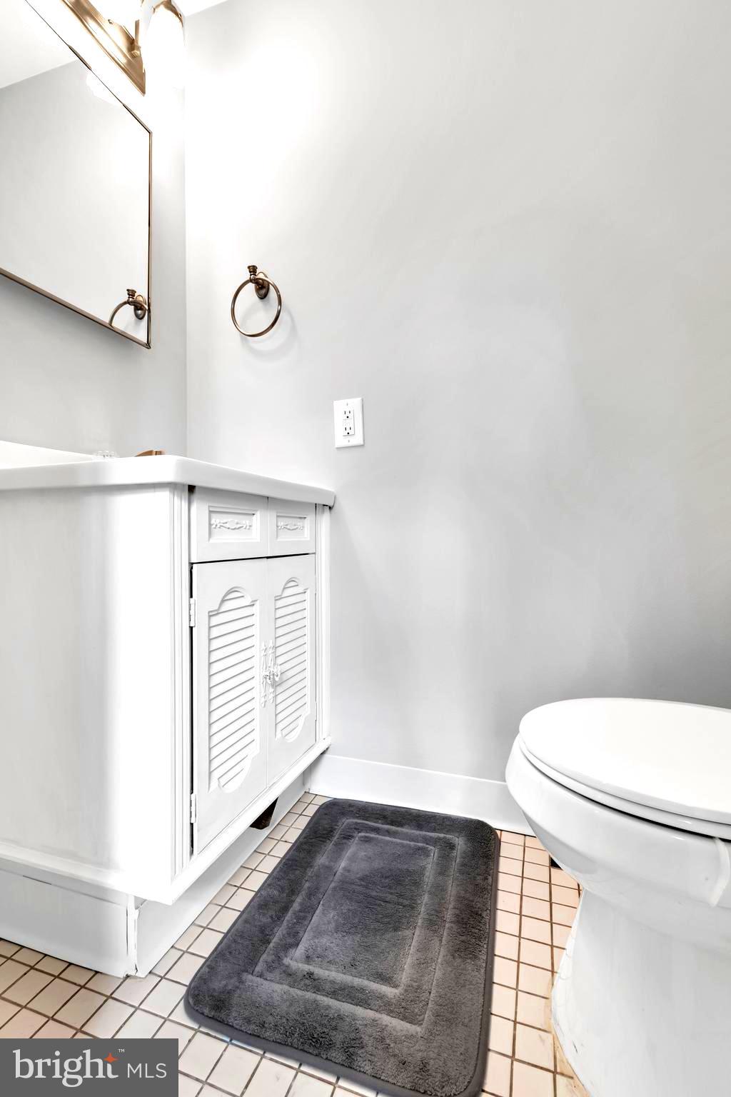 SOMERSET - Residential Lease