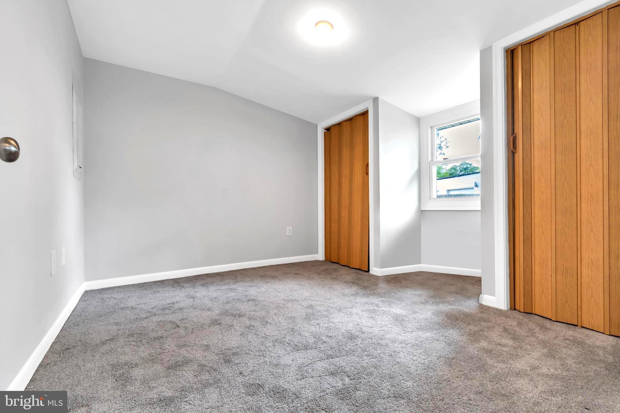 SOMERSET - Residential Lease