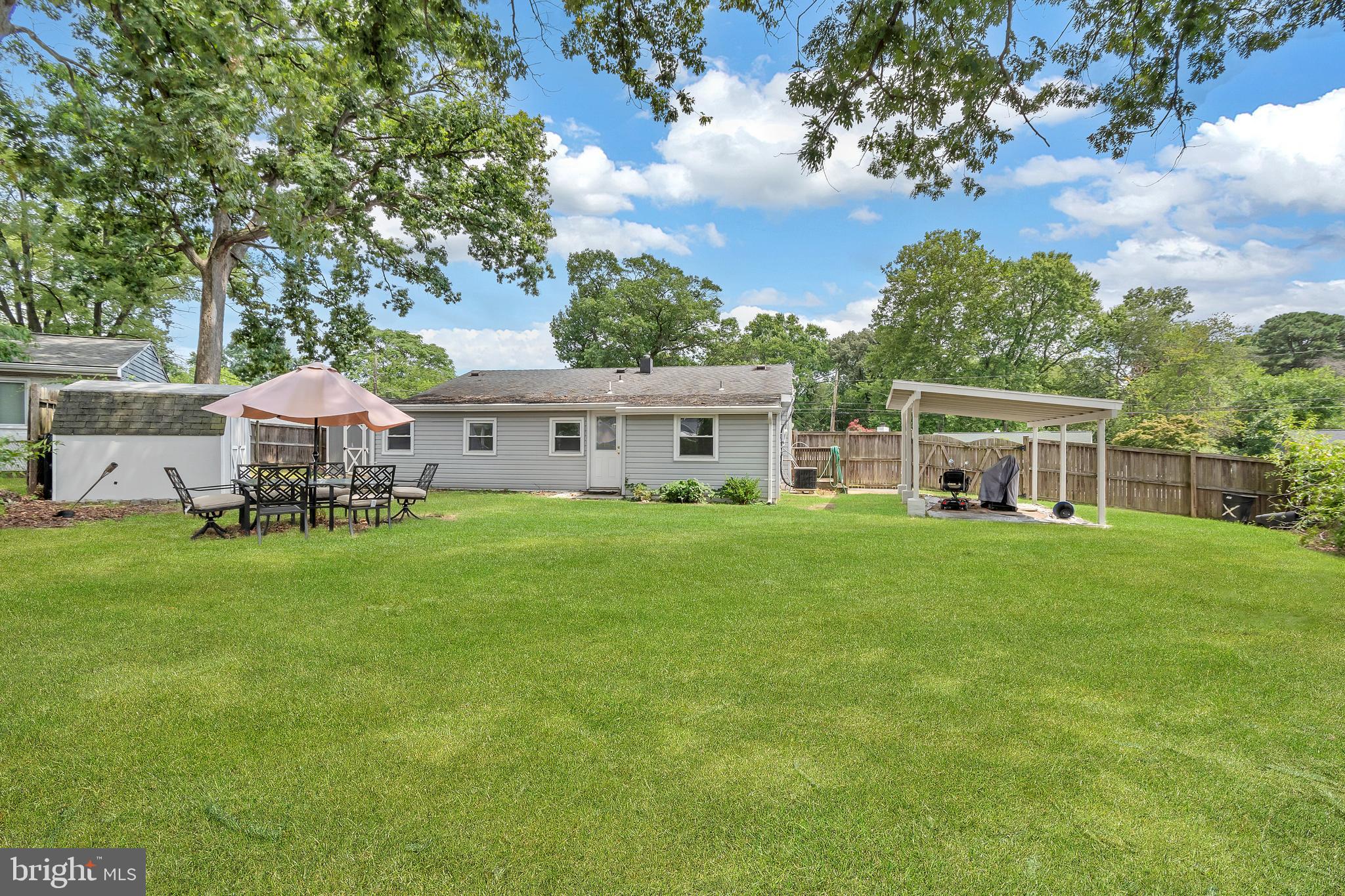 SOMERSET - Residential Lease