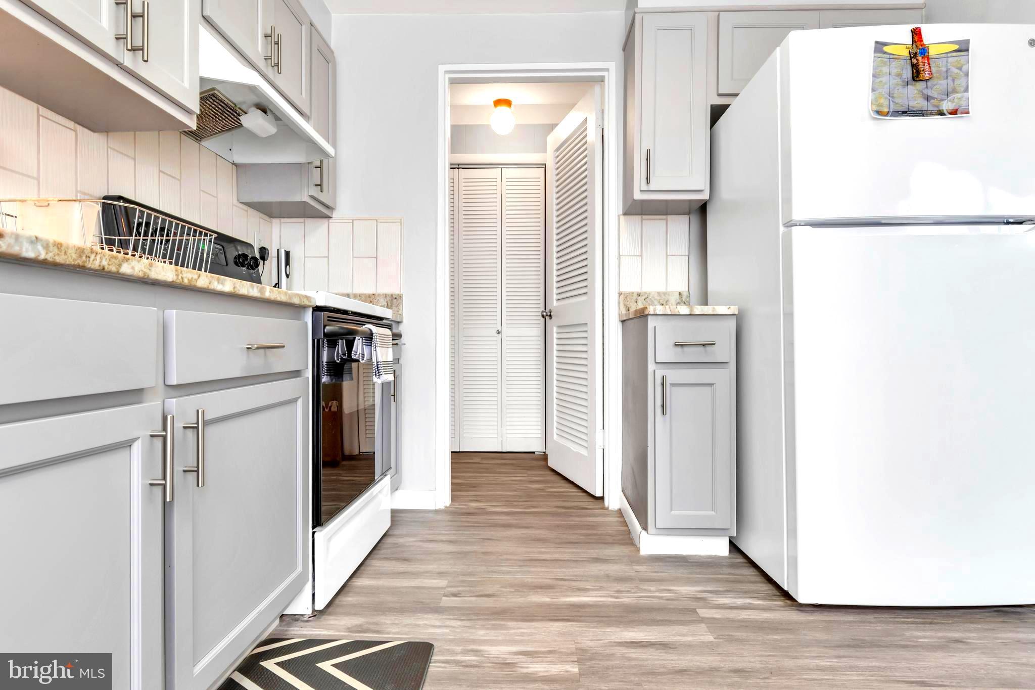 SOMERSET - Residential Lease