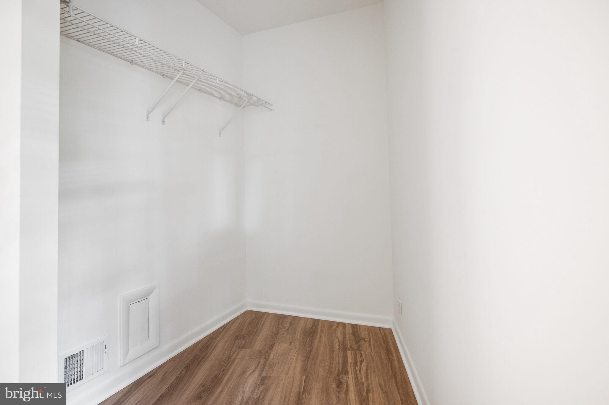 MASON TERRACE - Residential