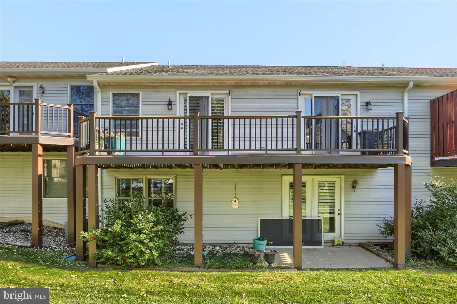 HIDDEN LAKE - Residential