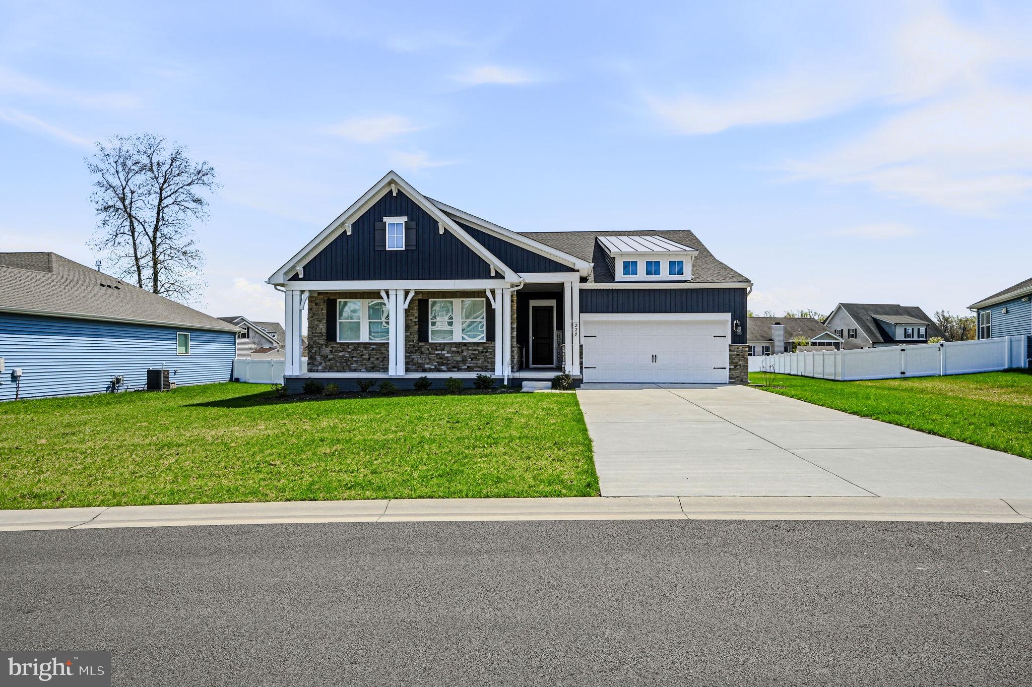 220 S RIDGE BROOK DRIVE