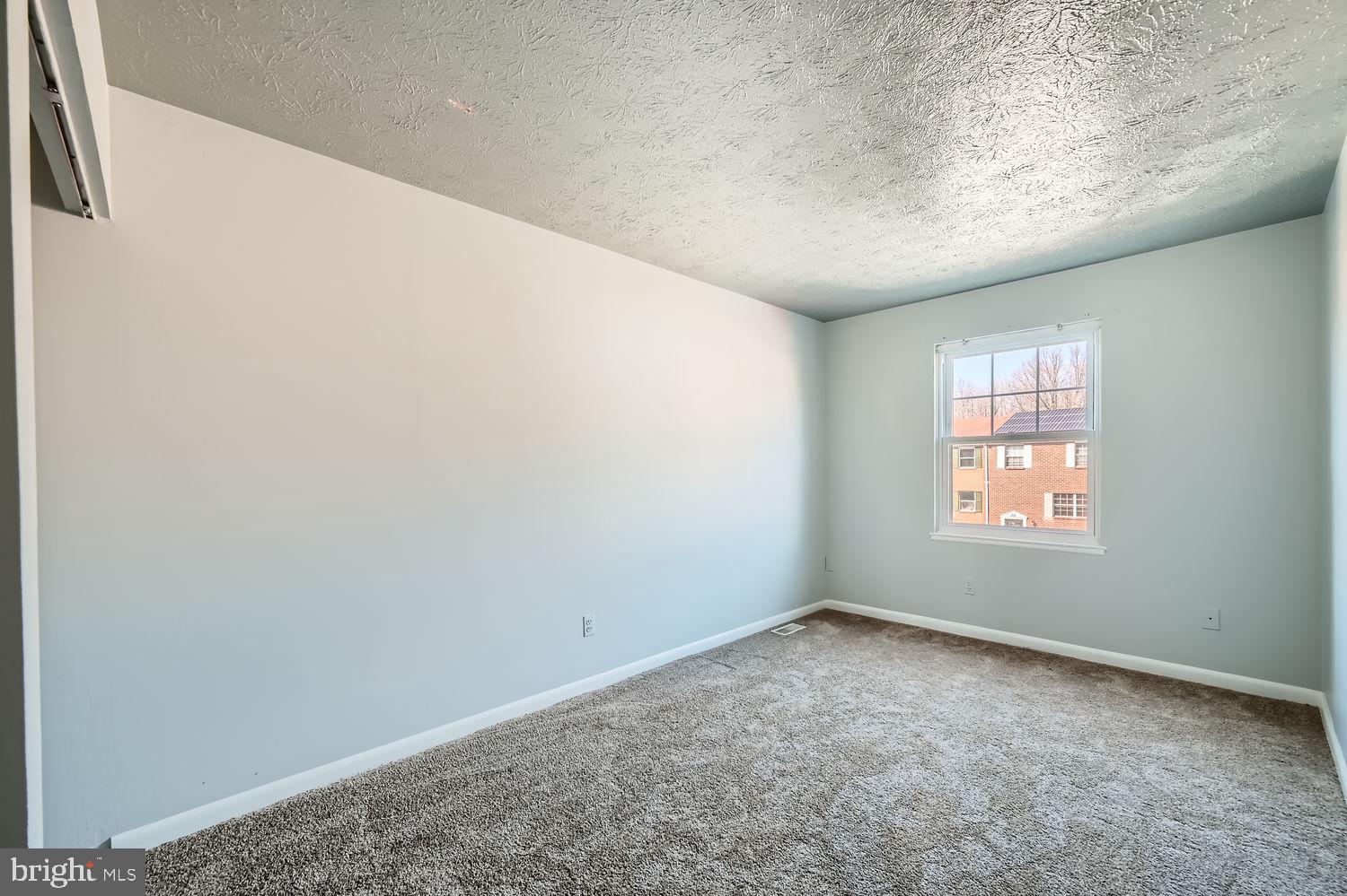 WEST SHORE - Residential