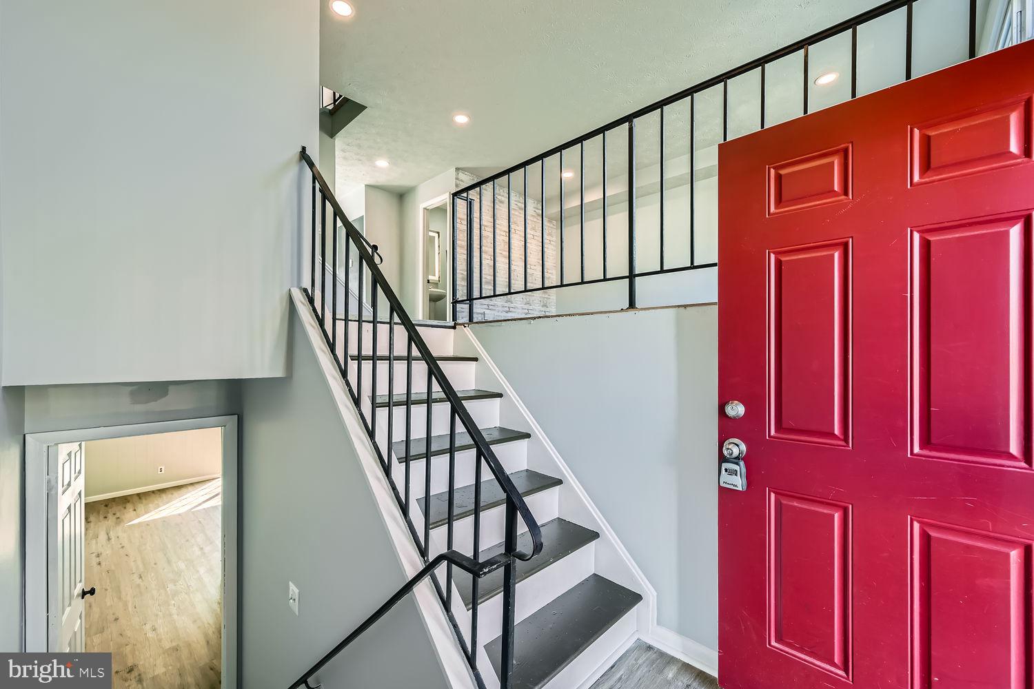 WEST SHORE - Residential